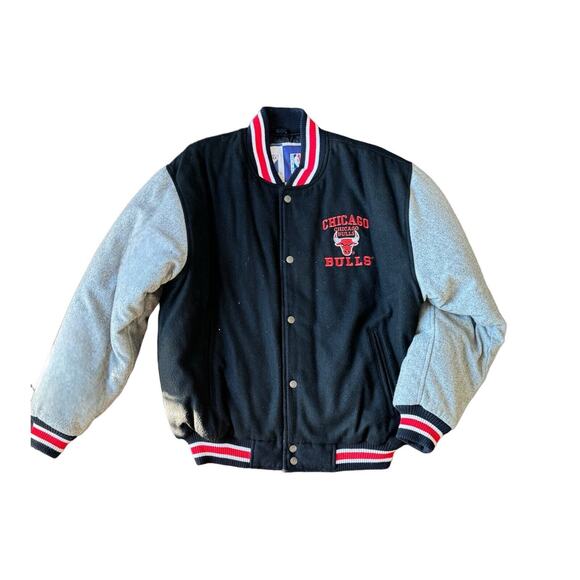 VINTAGE CHICAGO BULLS 90s Wool Varsity Logo Athletic Jacket Adult Sz M New - Picture 1 of 6